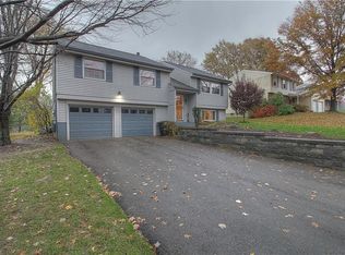 169 Sherwood Dr, Monaca, PA