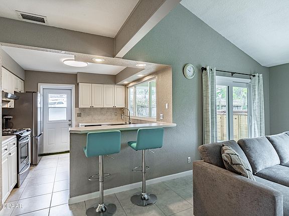 5th image of 2845 Oak Lea Dr