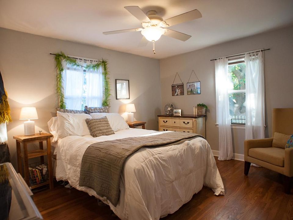 Large bedroom