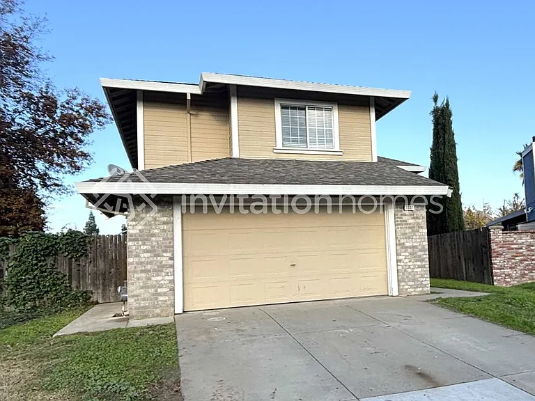 5537 Blue Sapphire Way — Photo 1