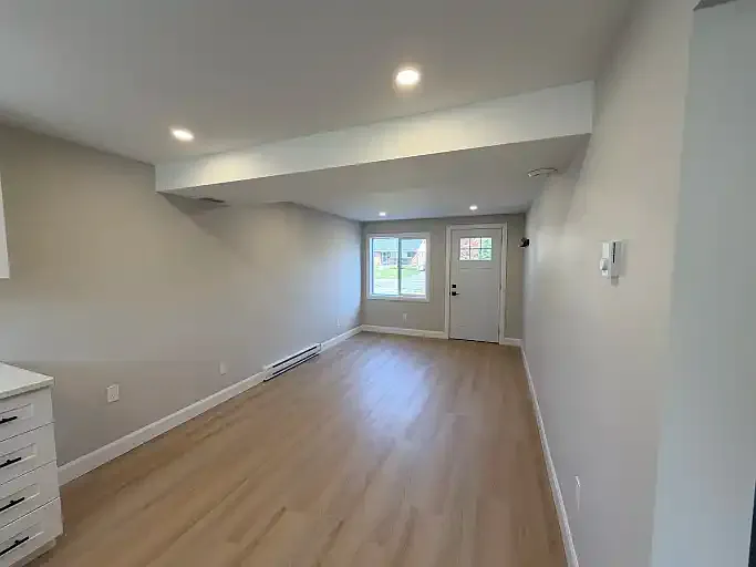1 bed, 1.0 bath, $1,695 — Photo 3