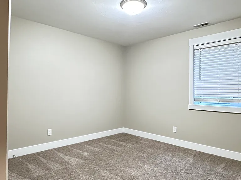 2830 Blackwood — Photo 34