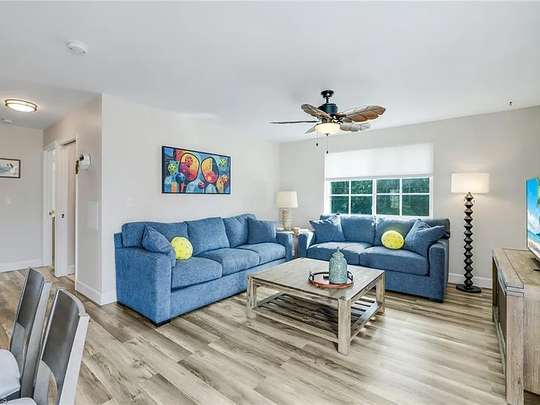 3561 Thomasson Dr — Photo 6
