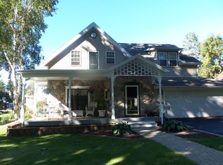 513 W Harrison St, Columbus, WI 53925