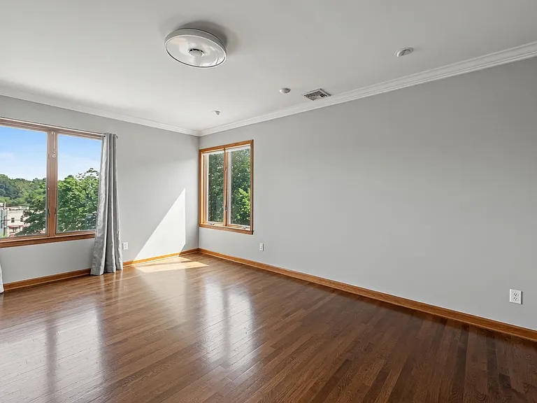 69 Valley Rd — Photo 15