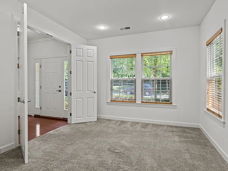 10579 Old Ellicott Cir — Photo 5