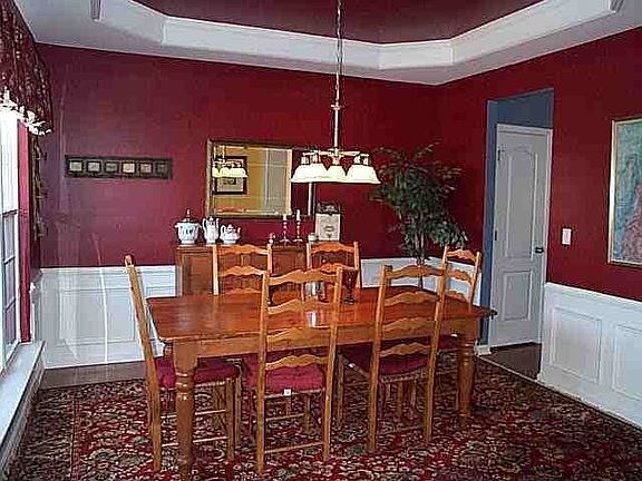 Formal Dining