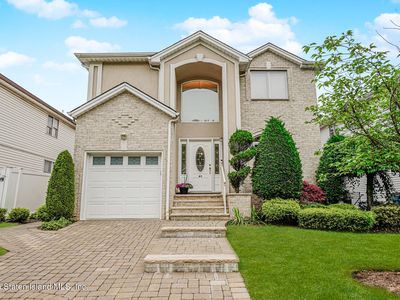 41 Covington Cir, Staten Island, NY, 10312
