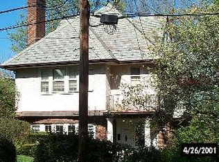 9 4th Rd, Great Neck, NY 11021