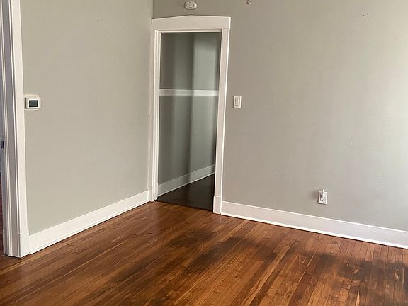 2nd image of 18 Grandview Ter APT 1