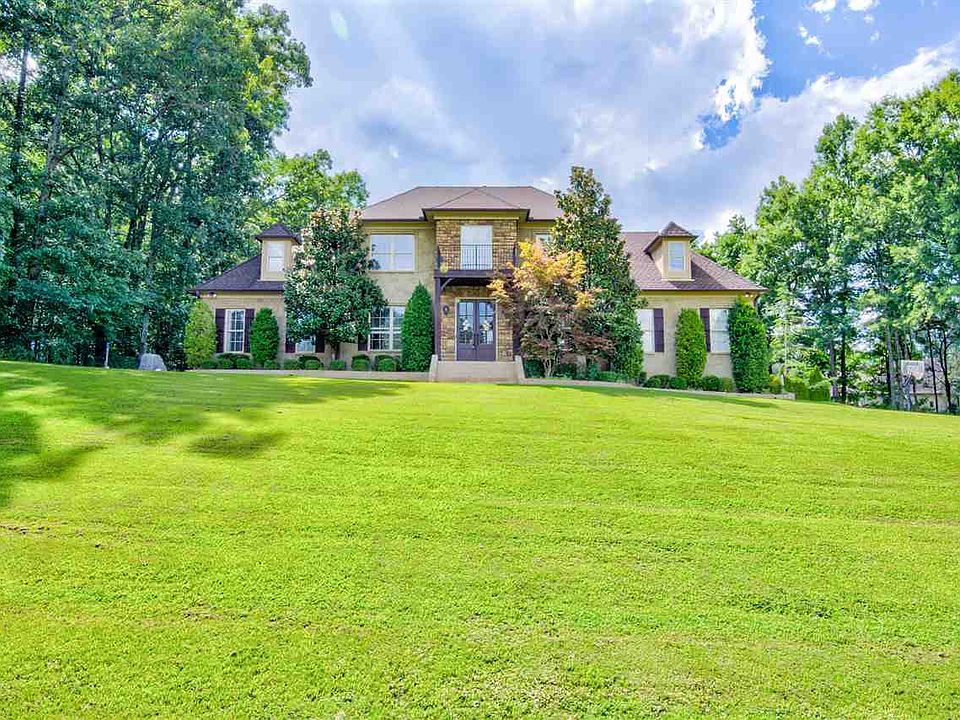 1st image of 485 Woodsedge Dr