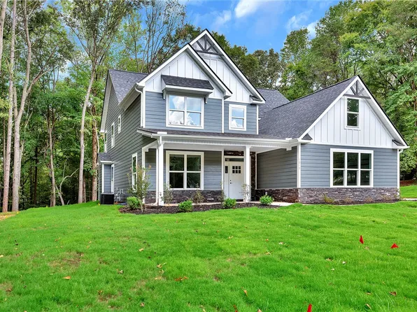 1010 Hickory Hollow Rd, Anderson, SC 29621