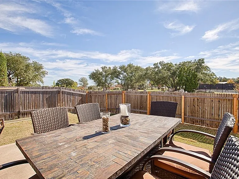 12500 Calistoga Way — Photo 29