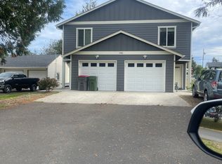 1086 SE Main Ct #A, Warrenton, OR 97146