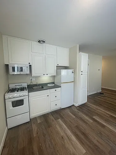 Floor plan 102