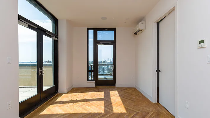 Rented by Nooklyn NYC LLC | media 88