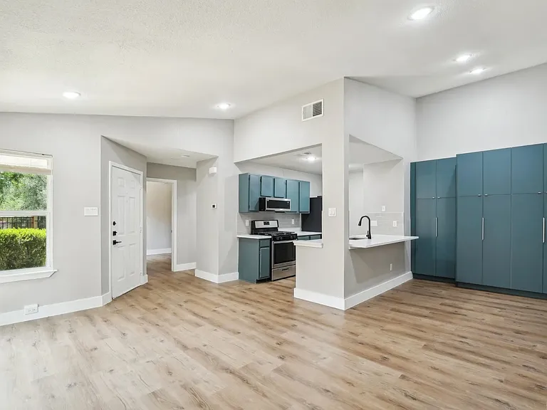 4602 Brown Bark Pl #A — Photo 3