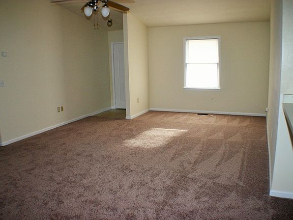 3rd image of 3736 Lilac Dr
