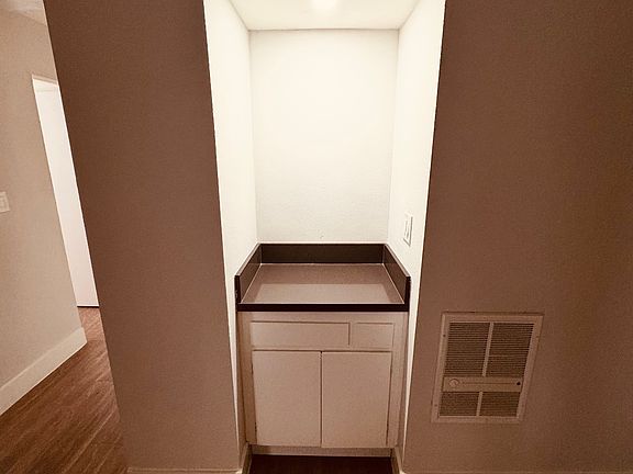 4th image of 303 W Verdugo Ave #115