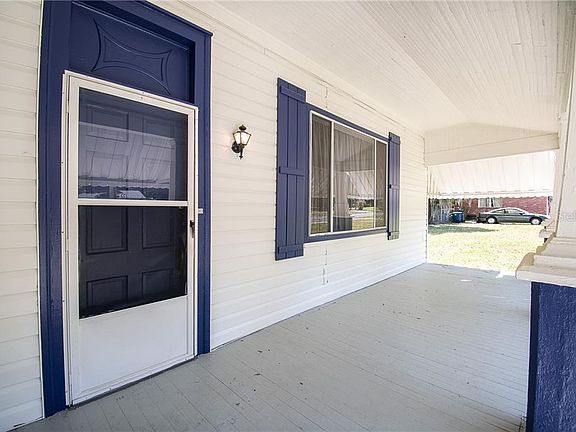 3rd image of 610 S Floral Ave
