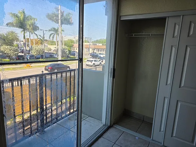 16450 NW 2nd Ave #215 — Photo 2