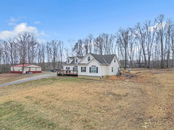 423 Briar Ridge Rd, Lindside, WV 24951