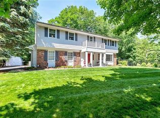 2 Astri Ct, Suffern, NY 10901