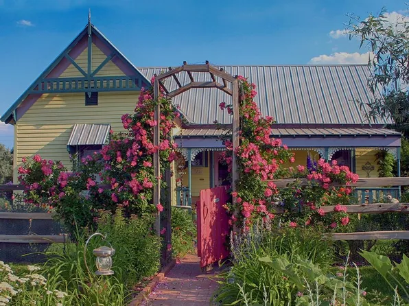 134 E Virginia St, La Veta, CO 81055