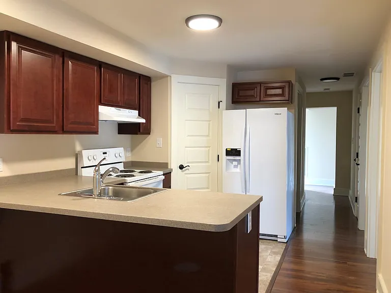 48 N Walnut St #2 — Photo 6