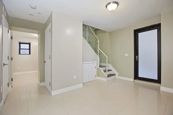 Rented by Vision Group | media 1