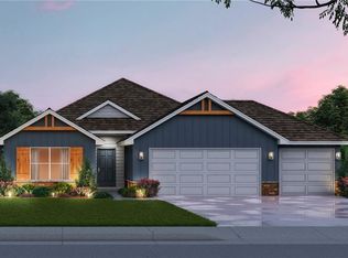 11032 SW 36th St, Yukon, OK 73099