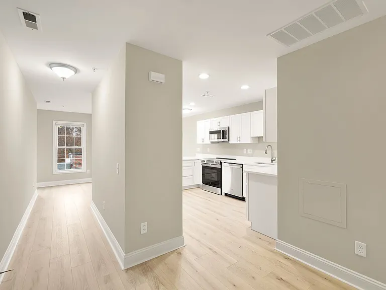1753 W St SE — Photo 23