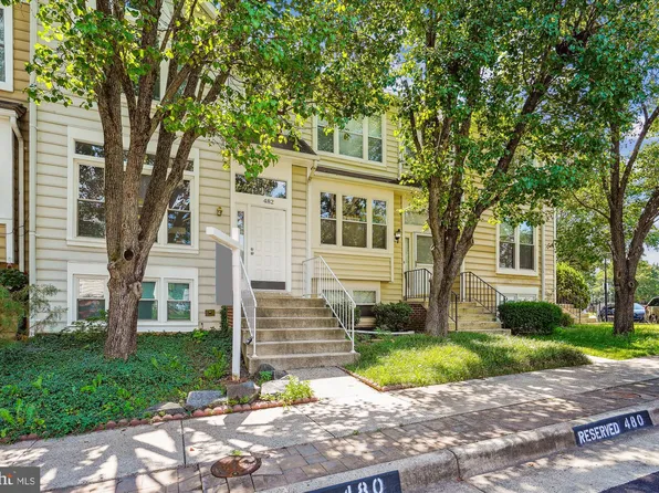 482 Virginia Ave, Herndon, VA 20170