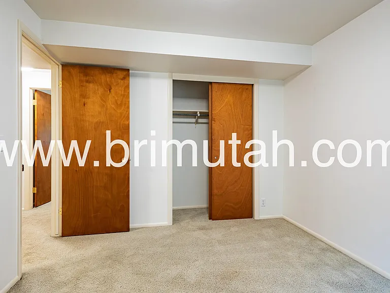 952 E Princeton Ave #D — Photo 12