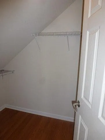 216 Latherton Ct — Photo 16