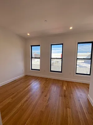Rented by Madison Estates & Properties | media 9
