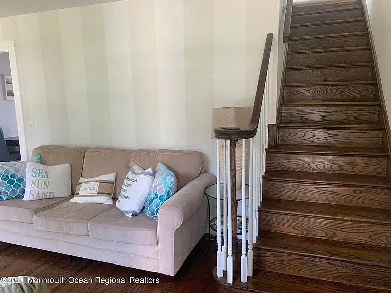 245 Monmouth Blvd — Photo 5