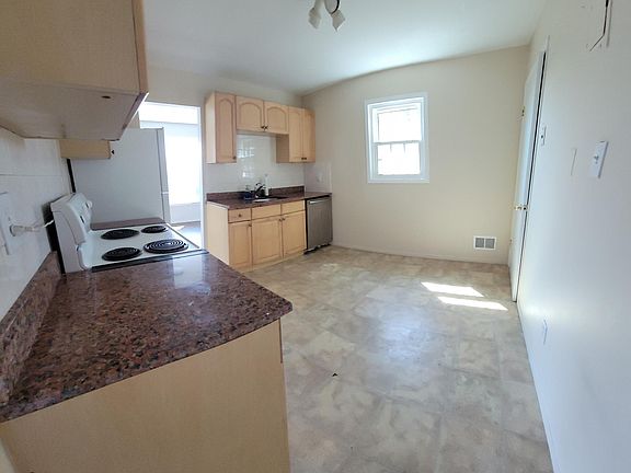 5th image of 1523 215th St #2