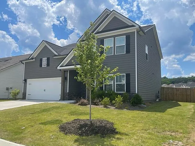 3 bed, 2.5 bath, 2394 sqft, $3,000 — Photo 2
