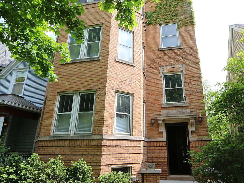 1st image of 1751 W Granville Ave