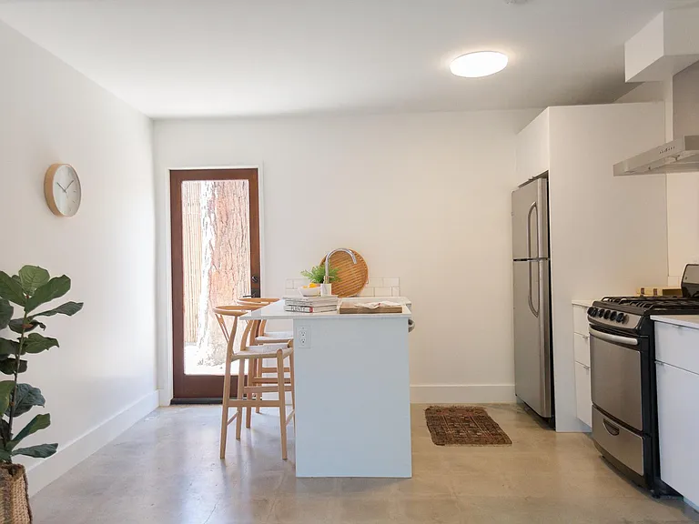 5525 Media Dr #1 — Photo 16