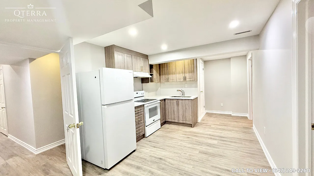 3 bed, 850 sqft, $1,795 — Photo 1