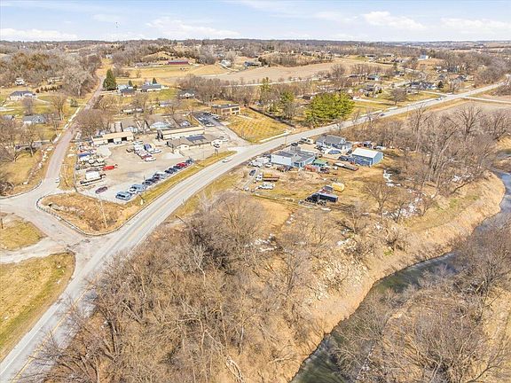 5th image of 2603 Railroad Hwy