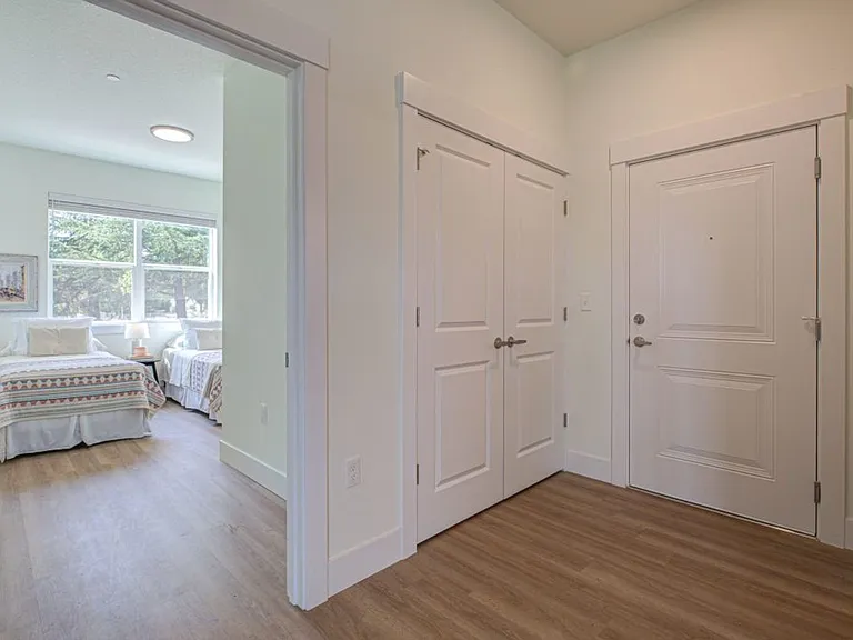 Bridger Court Apartments — Photo 24