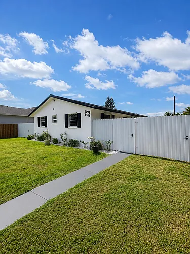 4098 Linda Ln Photo 1 4098 Linda Ln Photo 1