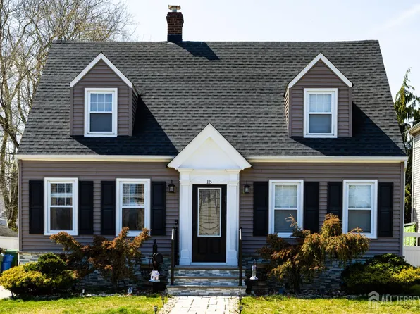 15 Pulaski Ave S, Sayreville, NJ 08872