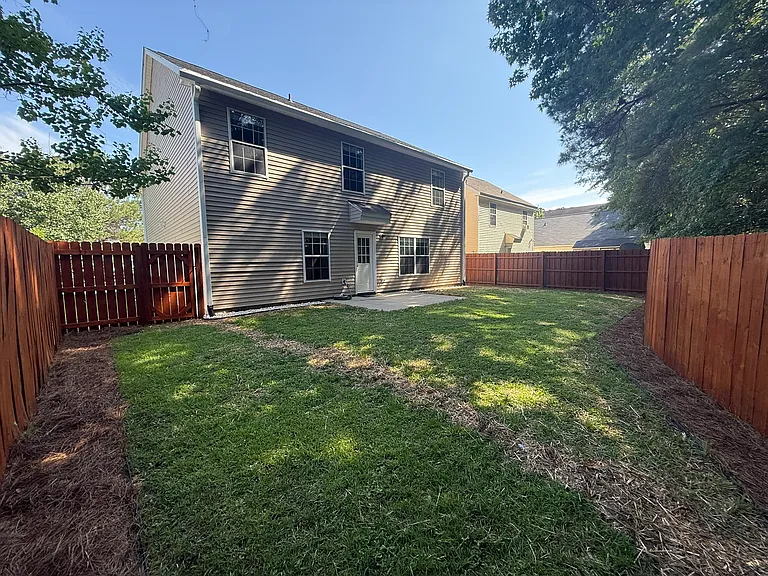 1016 Deerberry Rd — Photo 37