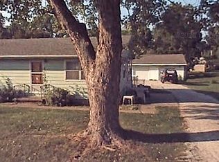 3 Taylor St, Danville, IL 61833