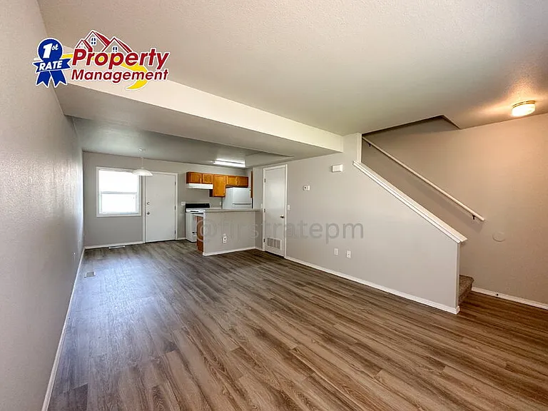 2062 N Gladewater Ave — Photo 4