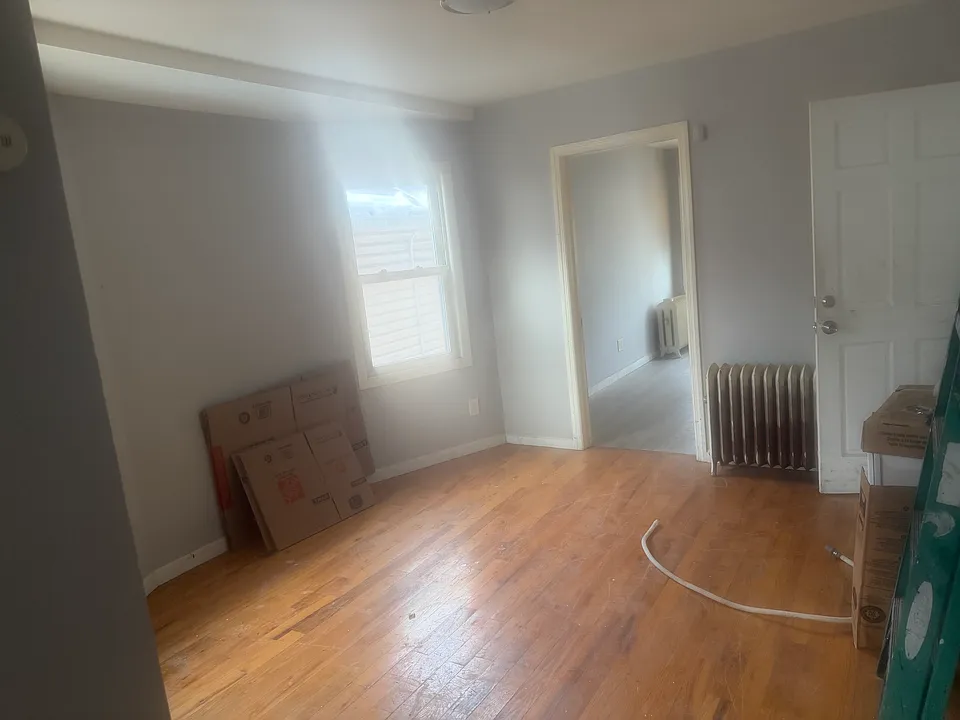 350 Hillside Ave #2